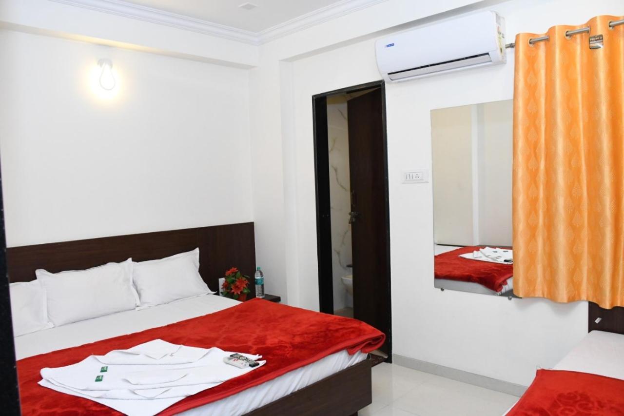 Hotel Sai Shatabdi شيردي المظهر الخارجي الصورة